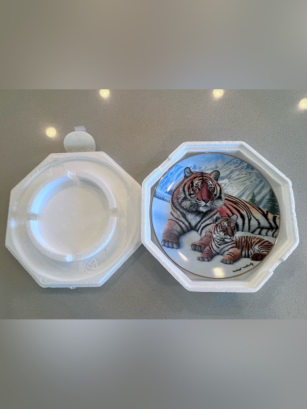 Siberian Tiger & Cub Collective Limited Plate National Wildlife Federation